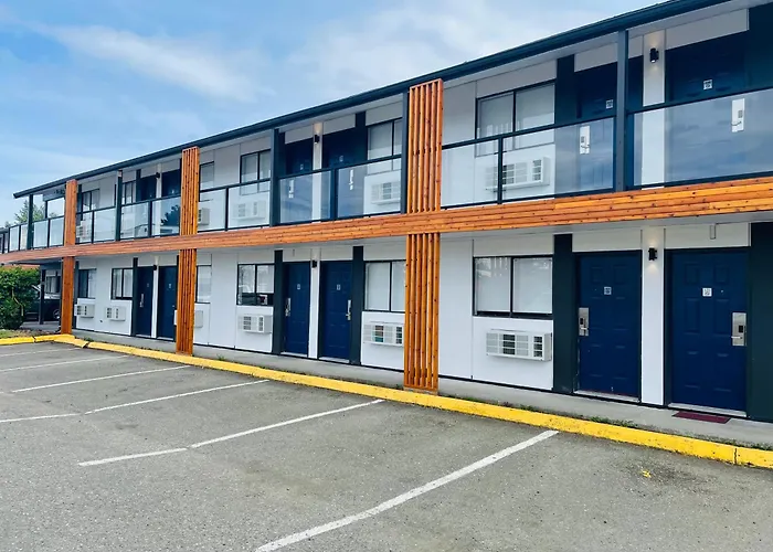 Coast Courtenay Hotel