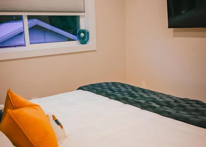 Courtenay Luxe Suite